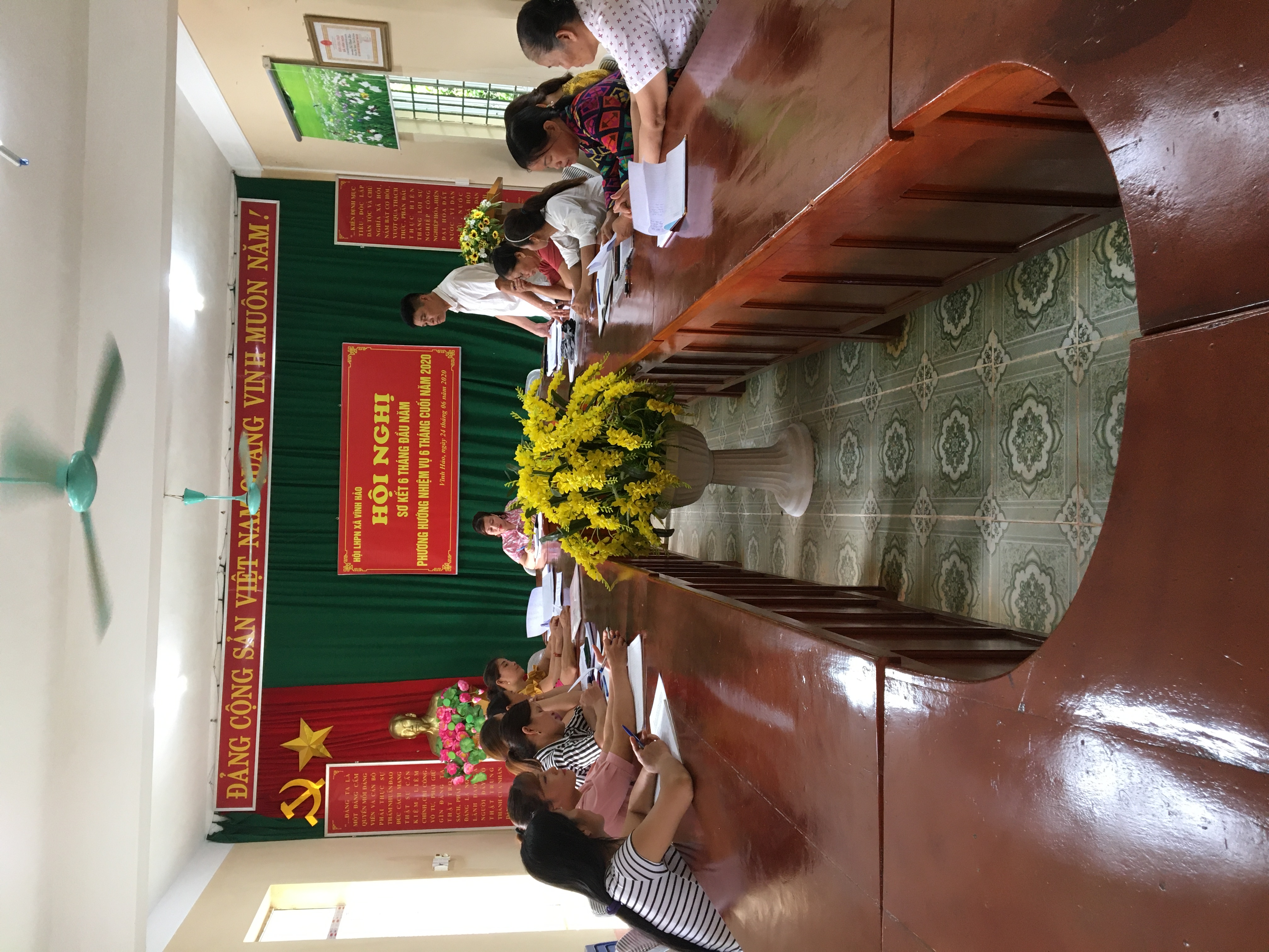 Hội LHPN xã Vĩnh Hảo tổ chức hội nghị sơ kết 6 tháng đầu năm 2020