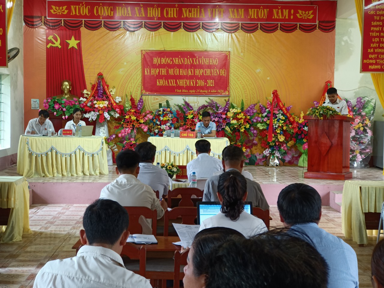 Hội đồng nhân dân xã Vĩnh Hảo tổ chức kỳ họp thứ 12 kỳ họp ( chuyên đề)